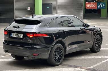 Позашляховик / Кросовер Jaguar F-Pace 2016 в 