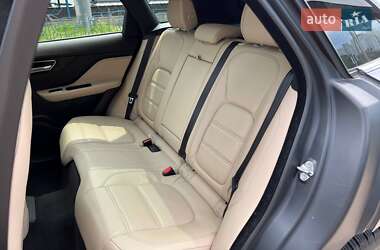 Внедорожник / Кроссовер Jaguar F-Pace 2017 в 