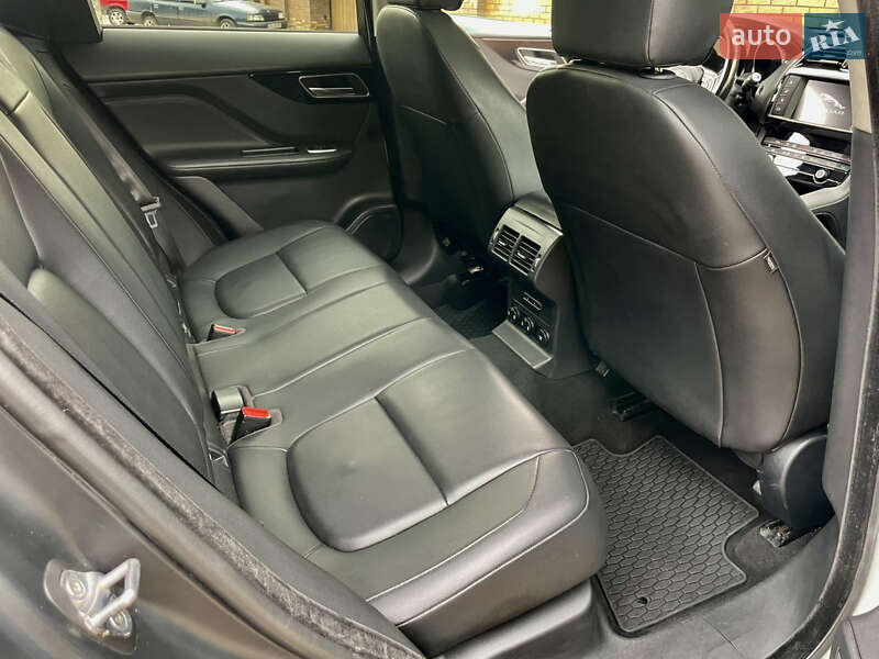 Позашляховик / Кросовер Jaguar F-Pace 2018 в Шостці фото 29 Позашляховик / Кросовер Jaguar F-Pace 2018 в Шостці