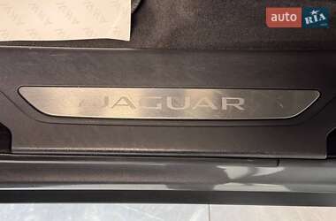 Позашляховик / Кросовер Jaguar F-Pace 2017 в 