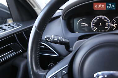 Внедорожник / Кроссовер Jaguar F-Pace 2016 в 