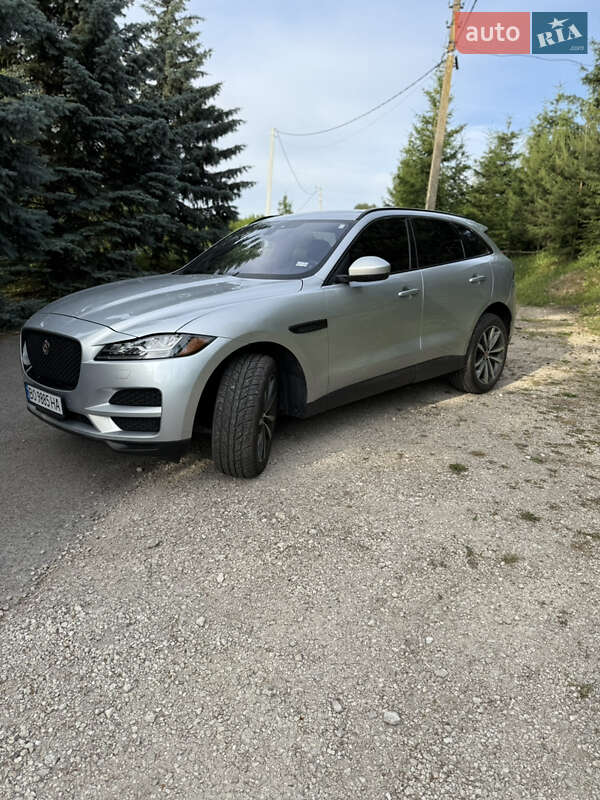 Внедорожник / Кроссовер Jaguar F-Pace 2016 в Тернополе