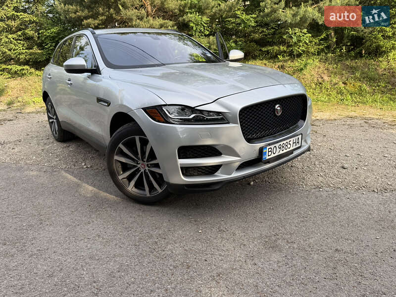 Внедорожник / Кроссовер Jaguar F-Pace 2016 в Тернополе