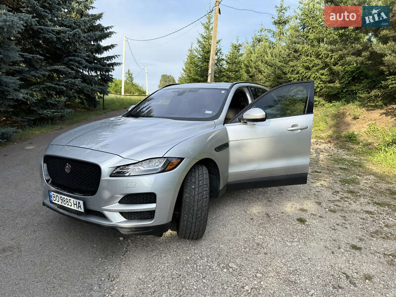 Внедорожник / Кроссовер Jaguar F-Pace 2016 в Тернополе