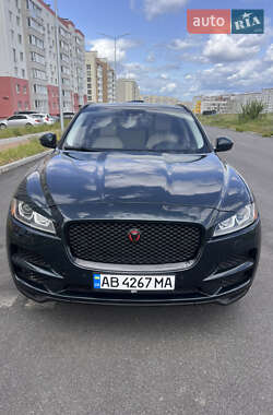 Внедорожник / Кроссовер Jaguar F-Pace 2017 в 