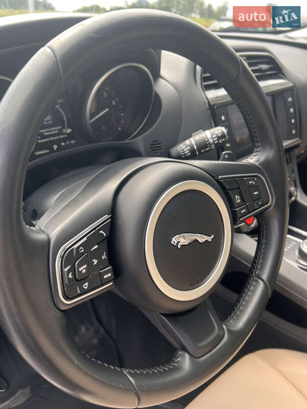 Позашляховик / Кросовер Jaguar F-Pace 2017 в Вінниці