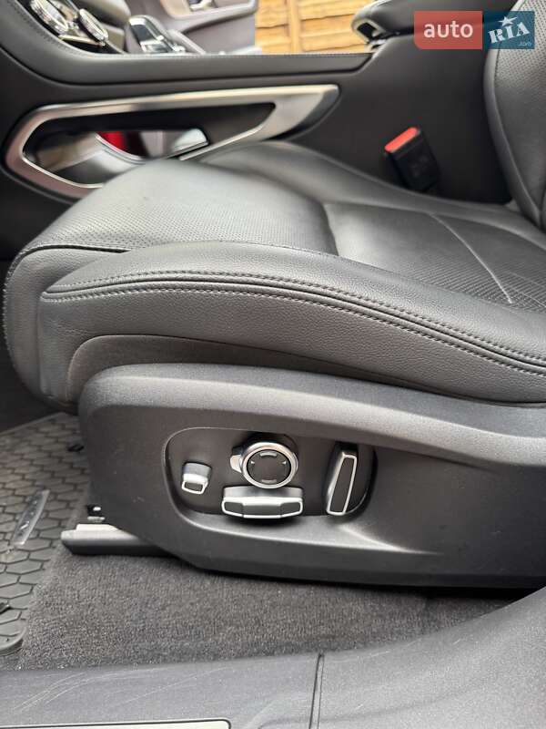 Позашляховик / Кросовер Jaguar F-Pace 2021 в Нововолинську