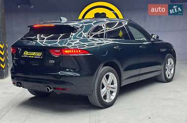 Внедорожник / Кроссовер Jaguar F-Pace 2017 в 