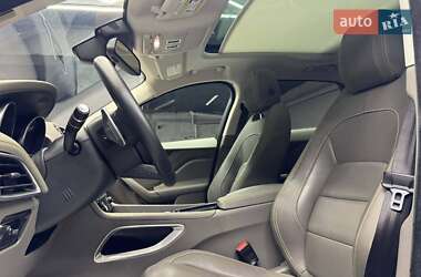 Внедорожник / Кроссовер Jaguar F-Pace 2017 в 