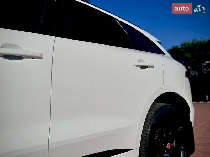 Внедорожник / Кроссовер Jaguar F-Pace 2017 в Одессе