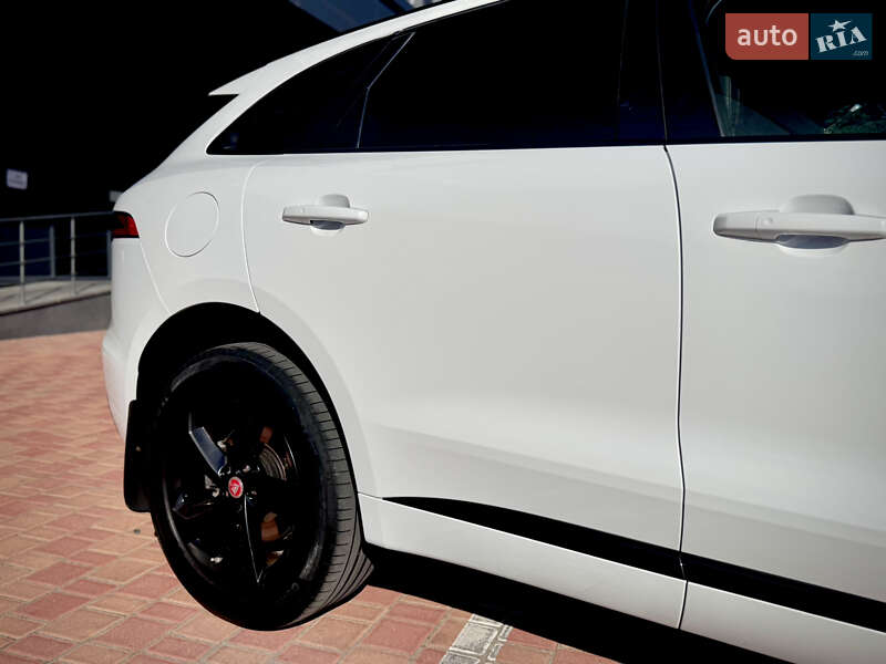 Внедорожник / Кроссовер Jaguar F-Pace 2017 в Одессе
