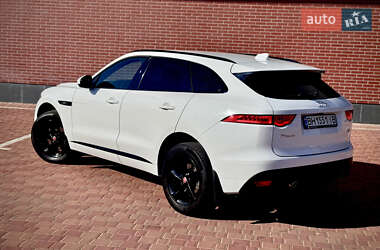 Внедорожник / Кроссовер Jaguar F-Pace 2017 в 