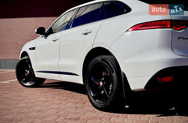 Внедорожник / Кроссовер Jaguar F-Pace 2017 в 