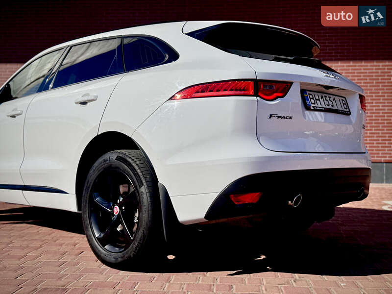 Внедорожник / Кроссовер Jaguar F-Pace 2017 в Одессе