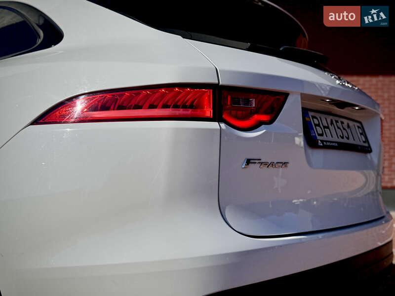 Внедорожник / Кроссовер Jaguar F-Pace 2017 в Одессе