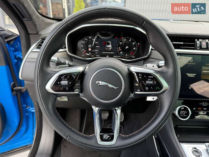 Позашляховик / Кросовер Jaguar F-Pace 2021 в Києві