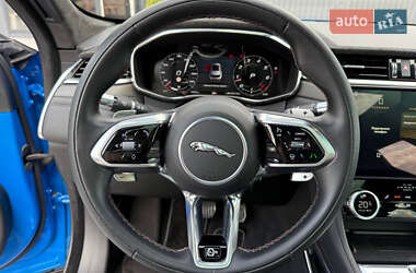 Внедорожник / Кроссовер Jaguar F-Pace 2021 в 
