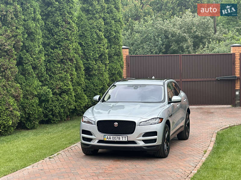 Позашляховик / Кросовер Jaguar F-Pace 2017 в Києві