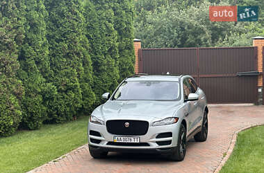Внедорожник / Кроссовер Jaguar F-Pace 2017 в 