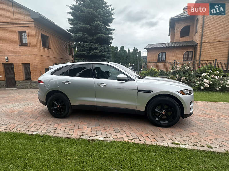 Позашляховик / Кросовер Jaguar F-Pace 2017 в Києві