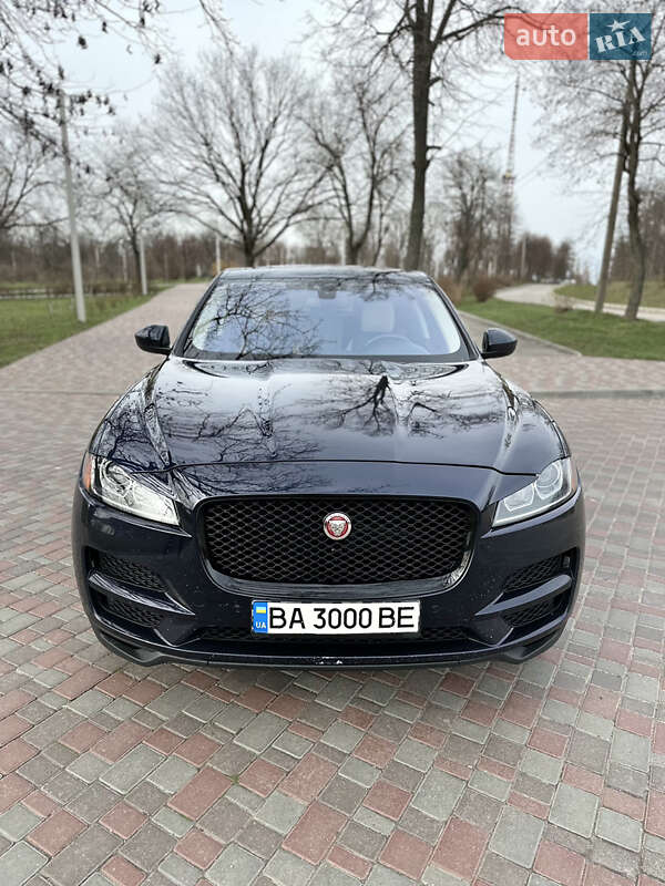 Внедорожник / Кроссовер Jaguar F-Pace 2017 в Александровке