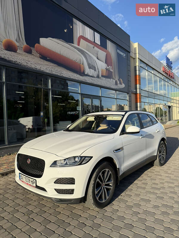 Jaguar F-Pace 2016