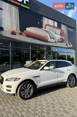 Внедорожник / Кроссовер Jaguar F-Pace 2016 в 