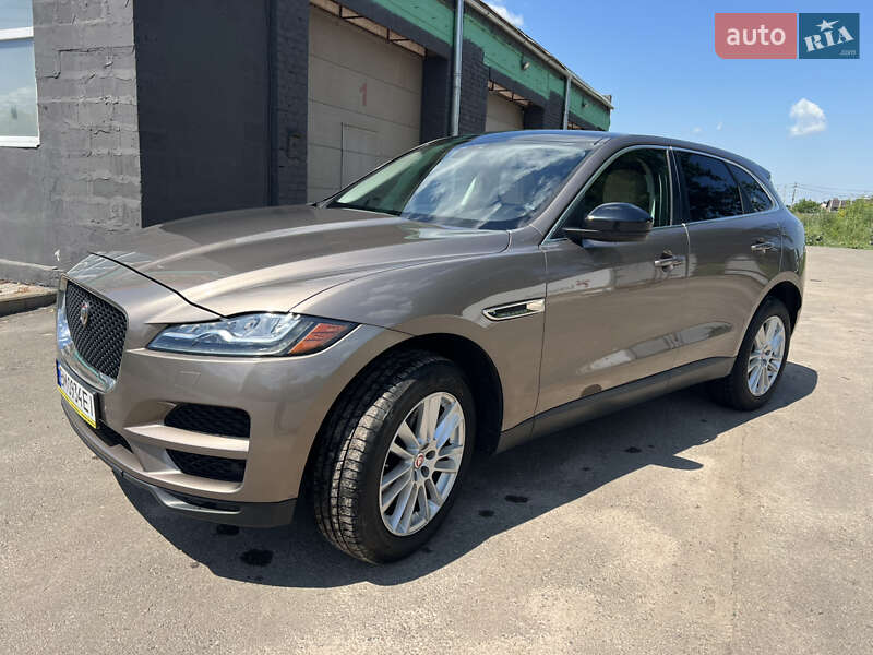 Позашляховик / Кросовер Jaguar F-Pace 2016 в Сумах