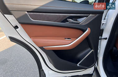 Внедорожник / Кроссовер Jaguar F-Pace 2022 в 