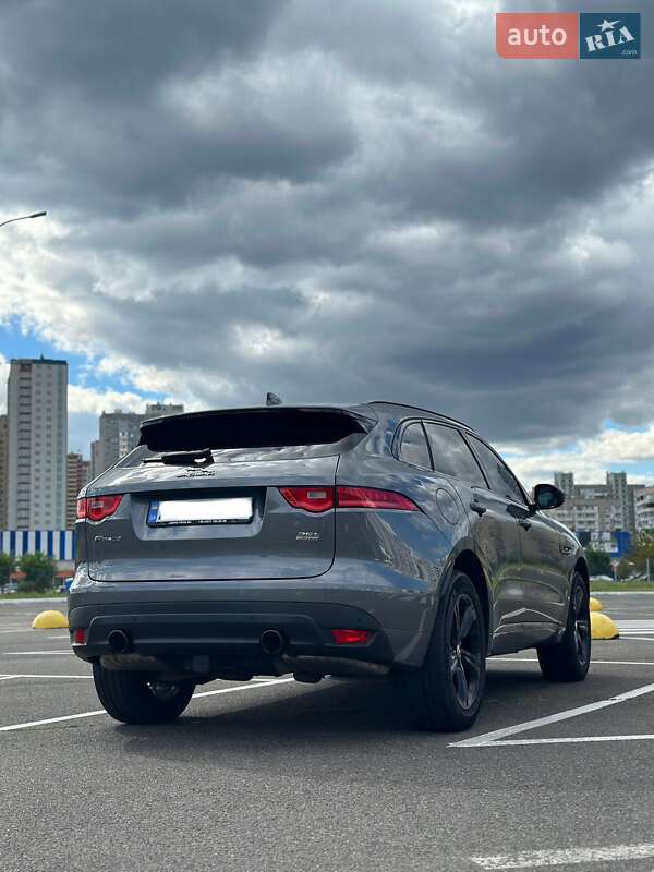 Внедорожник / Кроссовер Jaguar F-Pace 2016 в Харькове