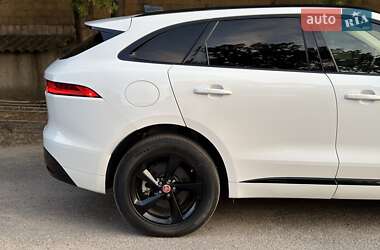 Позашляховик / Кросовер Jaguar F-Pace 2019 в 