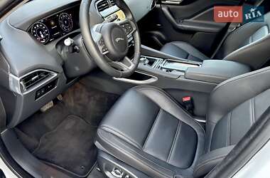 Позашляховик / Кросовер Jaguar F-Pace 2019 в 