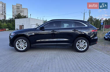 Позашляховик / Кросовер Jaguar F-Pace 2017 в 