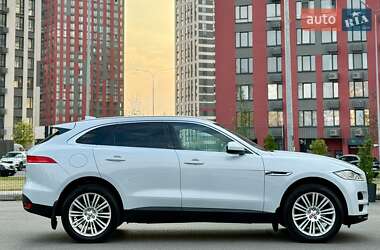Позашляховик / Кросовер Jaguar F-Pace 2016 в 