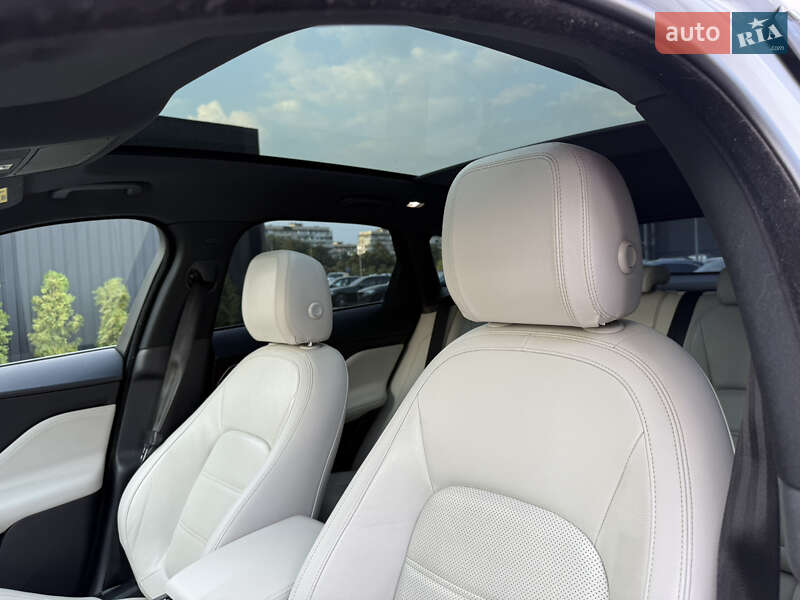 Внедорожник / Кроссовер Jaguar F-Pace 2016 в Киеве