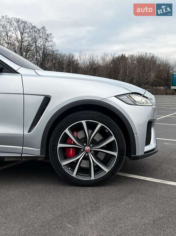 Позашляховик / Кросовер Jaguar F-Pace 2019 в Києві