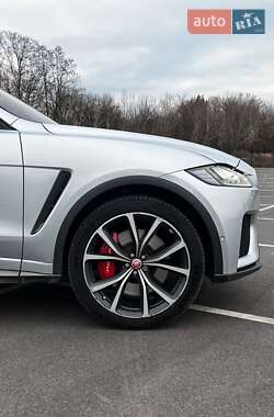 Позашляховик / Кросовер Jaguar F-Pace 2019 в 
