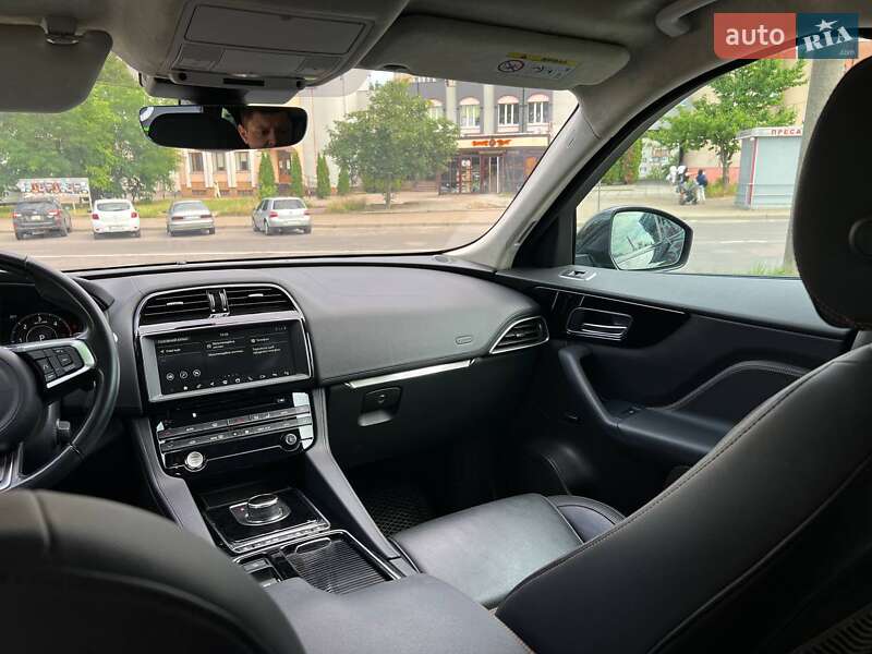 Позашляховик / Кросовер Jaguar F-Pace 2018 в Львові