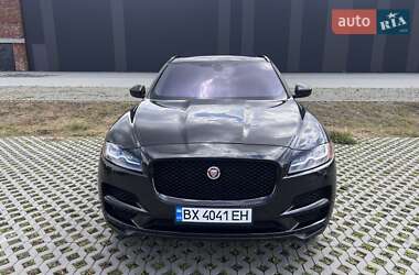 Внедорожник / Кроссовер Jaguar F-Pace 2016 в 