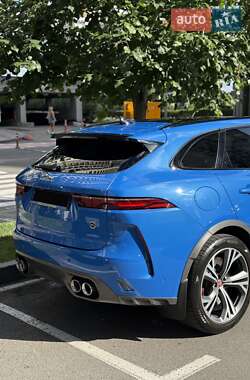 Внедорожник / Кроссовер Jaguar F-Pace 2021 в 
