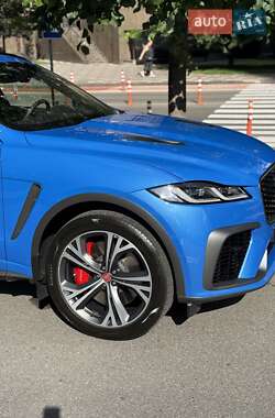 Внедорожник / Кроссовер Jaguar F-Pace 2021 в 