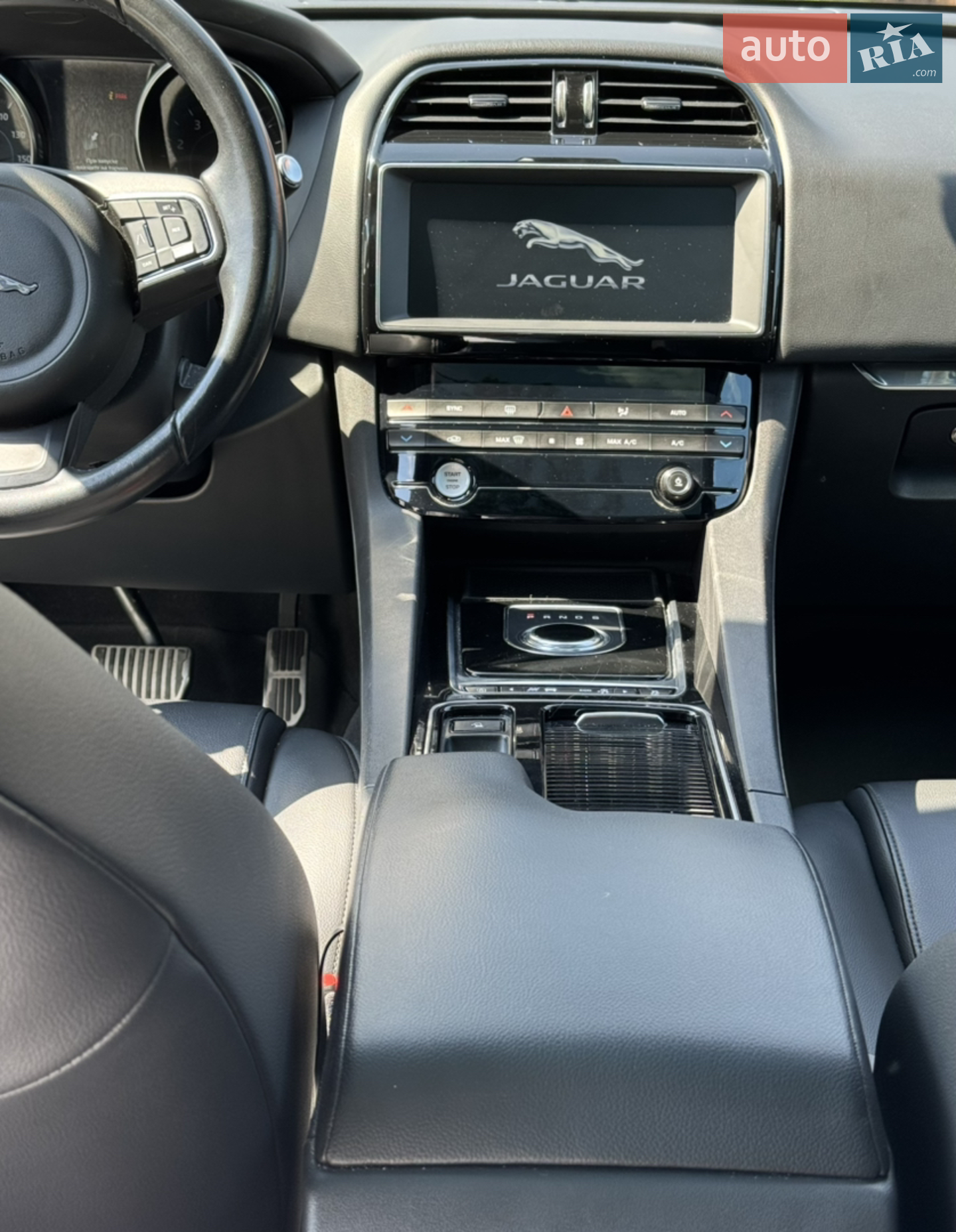 2018 Jaguar F-Pace - мініатюра 6