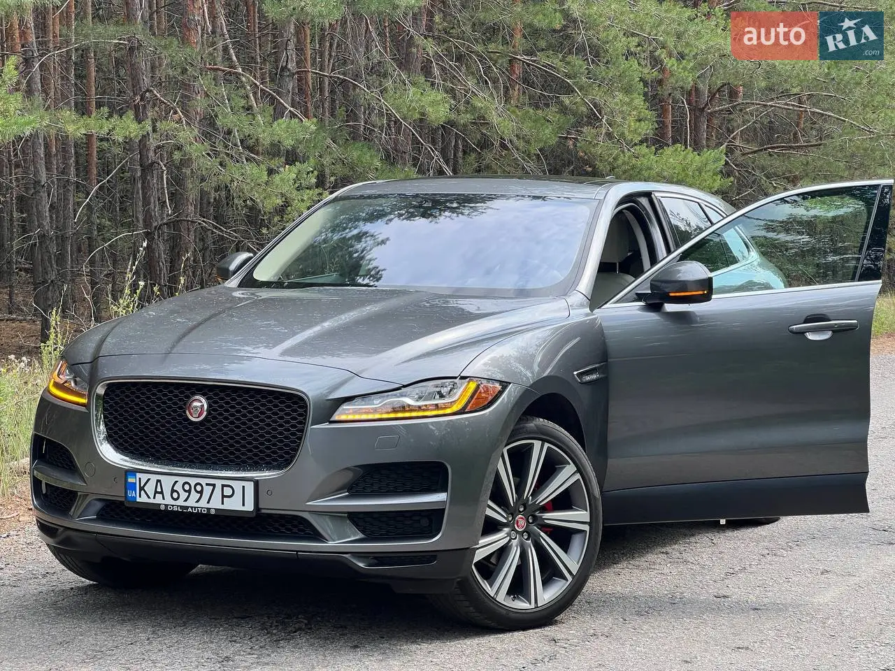 2016 Jaguar F-Pace - мініатюра 27