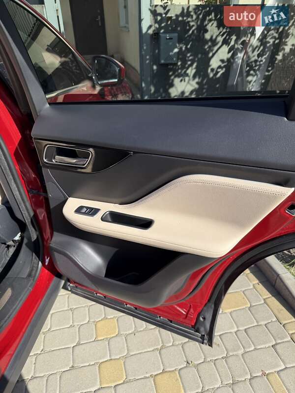 Позашляховик / Кросовер Jaguar F-Pace 2018 в Харкові