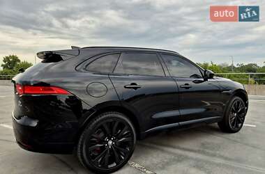 Позашляховик / Кросовер Jaguar F-Pace 2017 в 