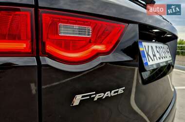 Позашляховик / Кросовер Jaguar F-Pace 2017 в 
