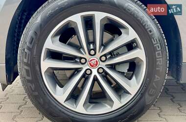 Внедорожник / Кроссовер Jaguar F-Pace 2018 в 