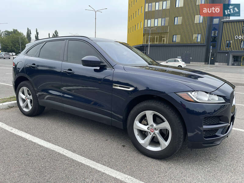 Позашляховик / Кросовер Jaguar F-Pace 2017 в Києві