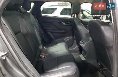 Внедорожник / Кроссовер Jaguar F-Pace 2018 в 