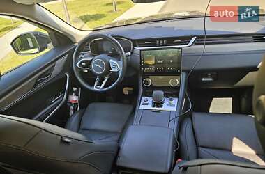 Внедорожник / Кроссовер Jaguar F-Pace 2021 в 